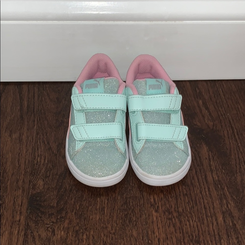 Puma Sneakers